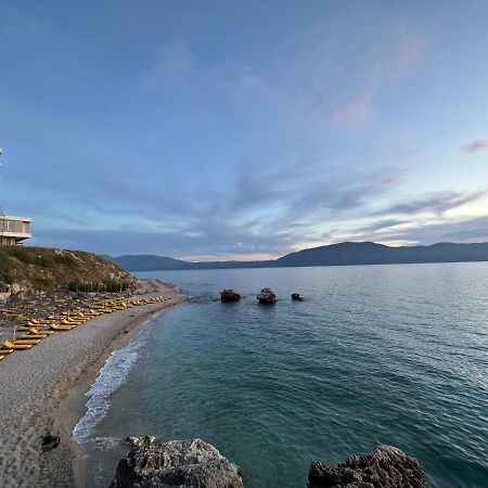 Vlorë Inn Hotel מראה חיצוני תמונה