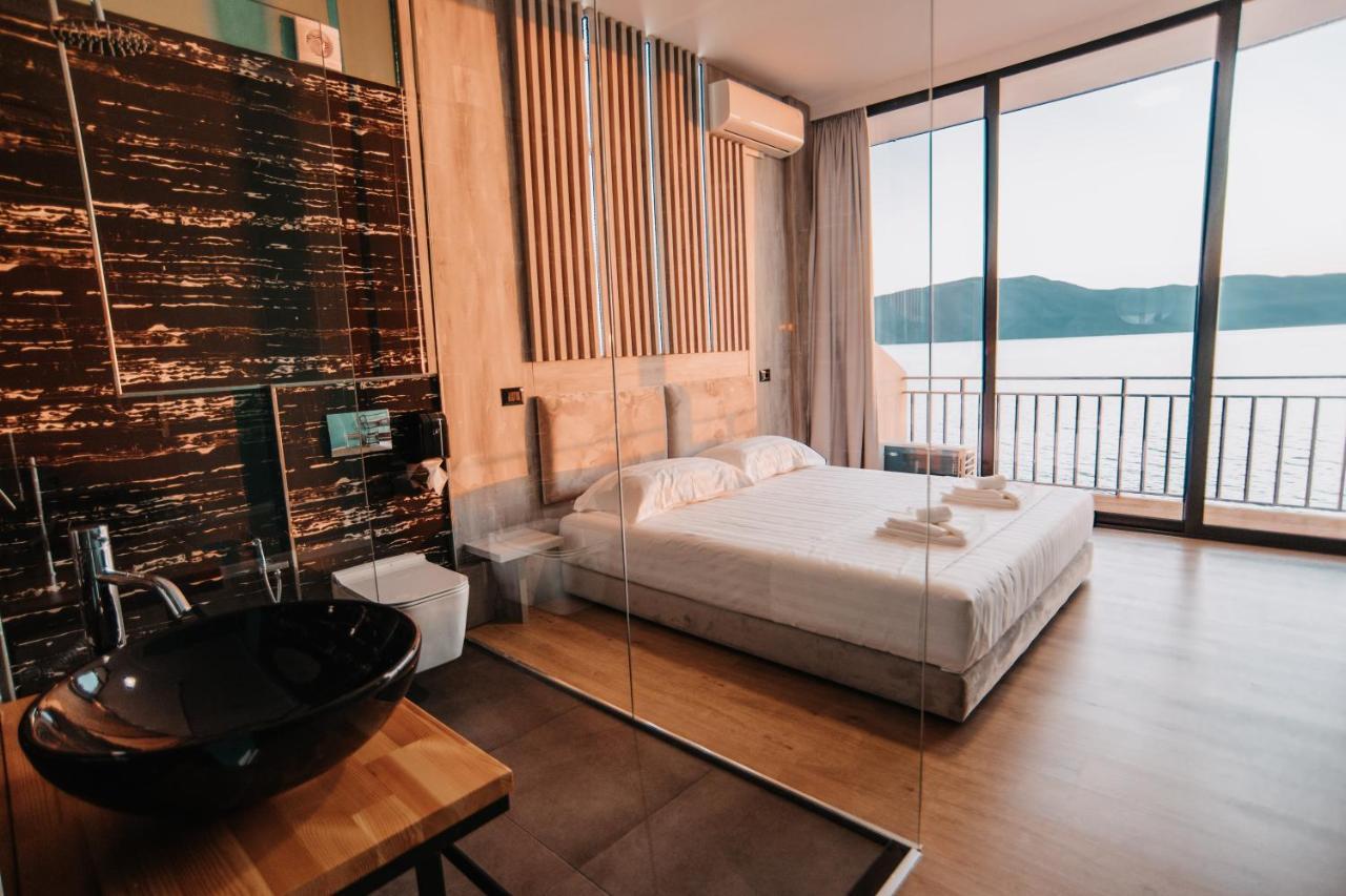 Vlorë Inn Hotel מראה חיצוני תמונה