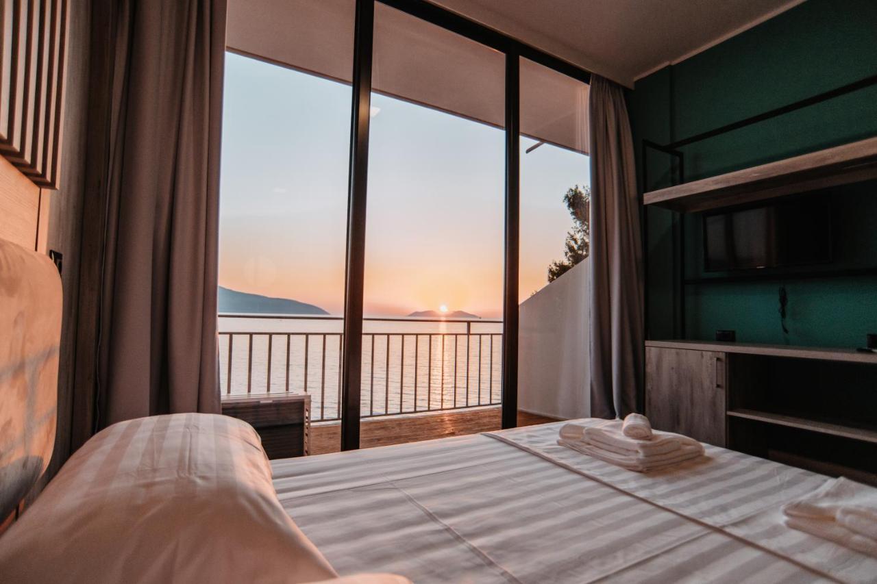 Vlorë Inn Hotel מראה חיצוני תמונה