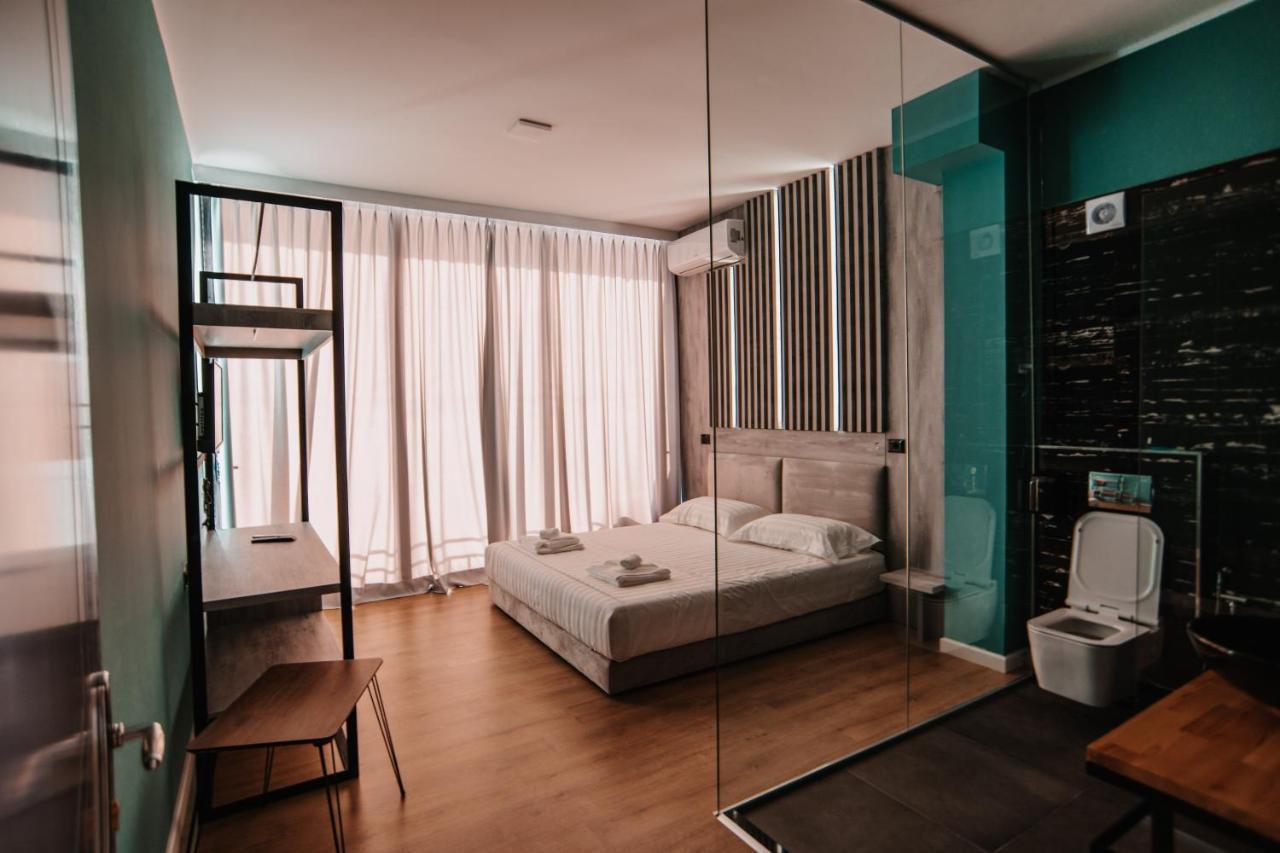 Vlorë Inn Hotel מראה חיצוני תמונה