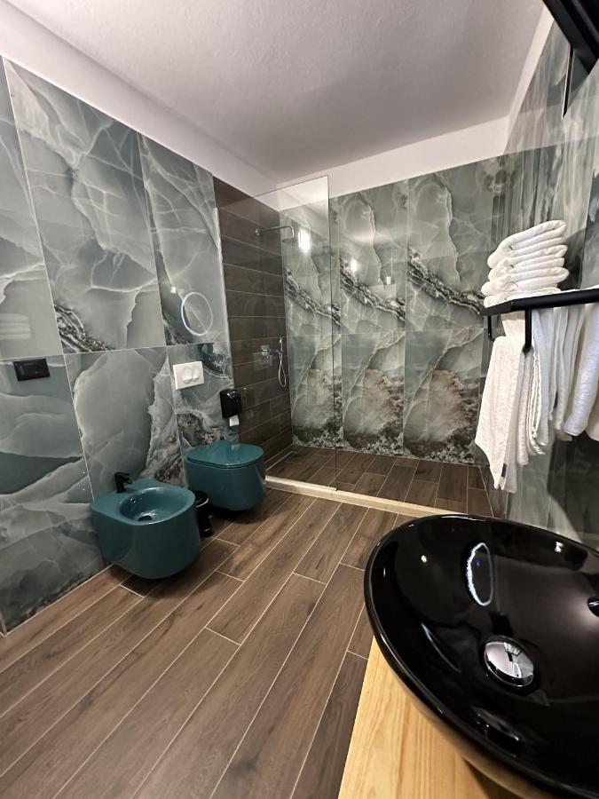 Vlorë Inn Hotel מראה חיצוני תמונה